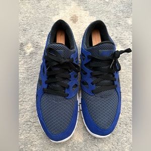 Size 11 - Nike Free RN 2 Thunder Blue 2022